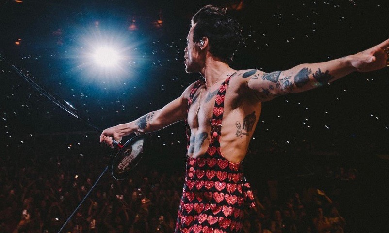 Harry Styles' MSG residency 2022: See all of his outfits