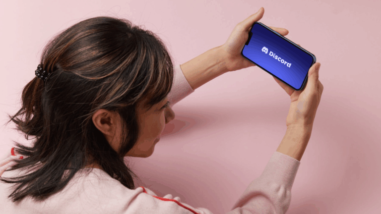 Levellr Unveils AI Tool to Decode Superfan Conversations on Discord