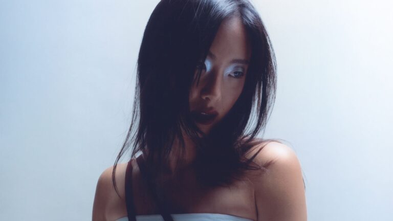 Sarah Kinsley is Delivering A Lover-Girl’s Movie Soundtrack on New EP