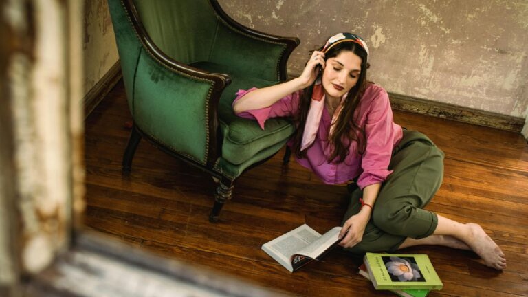 Do Bookish Girls Actually Like Author-Created Playlist?